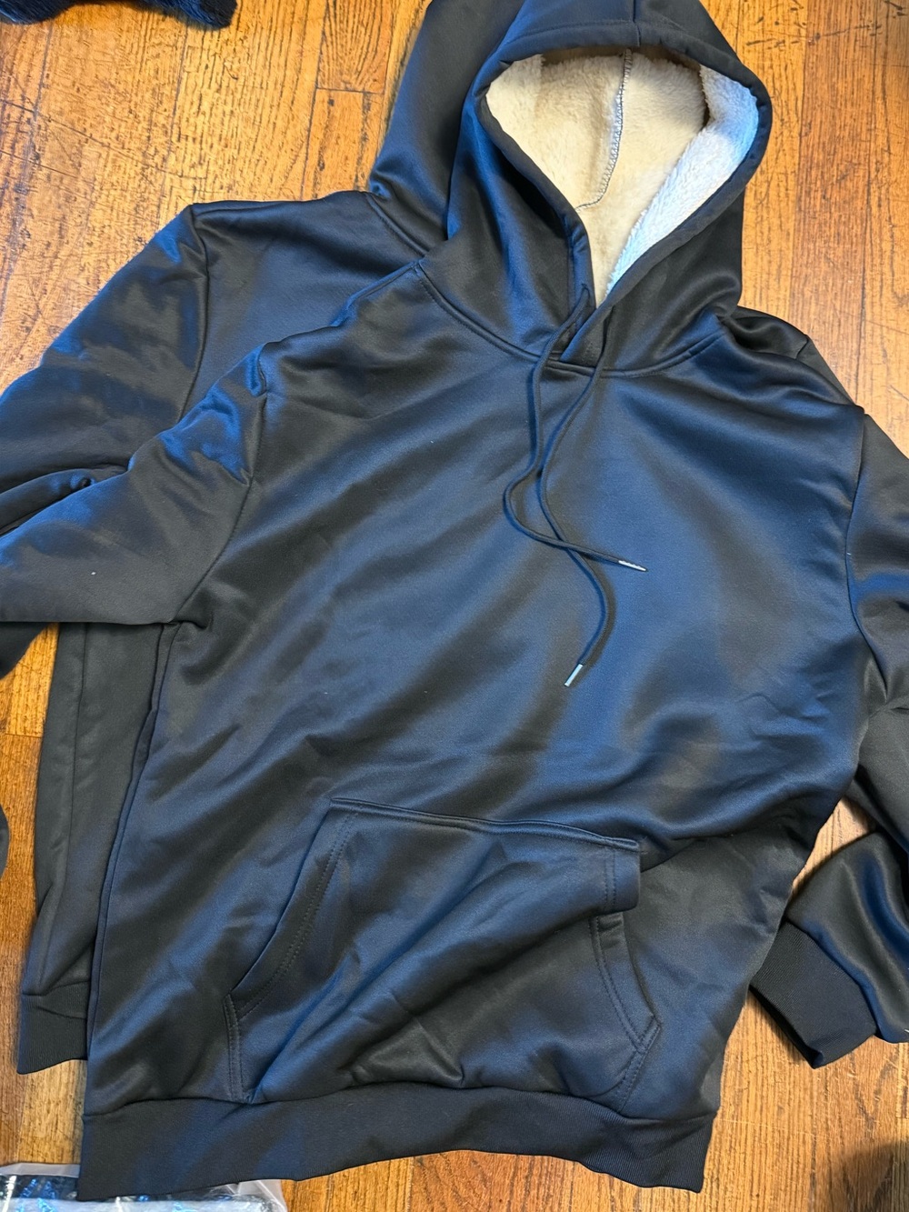 2 Large Men's Black Sherpa-Lined Hoodie - Cozy Pullover Sweatshirt